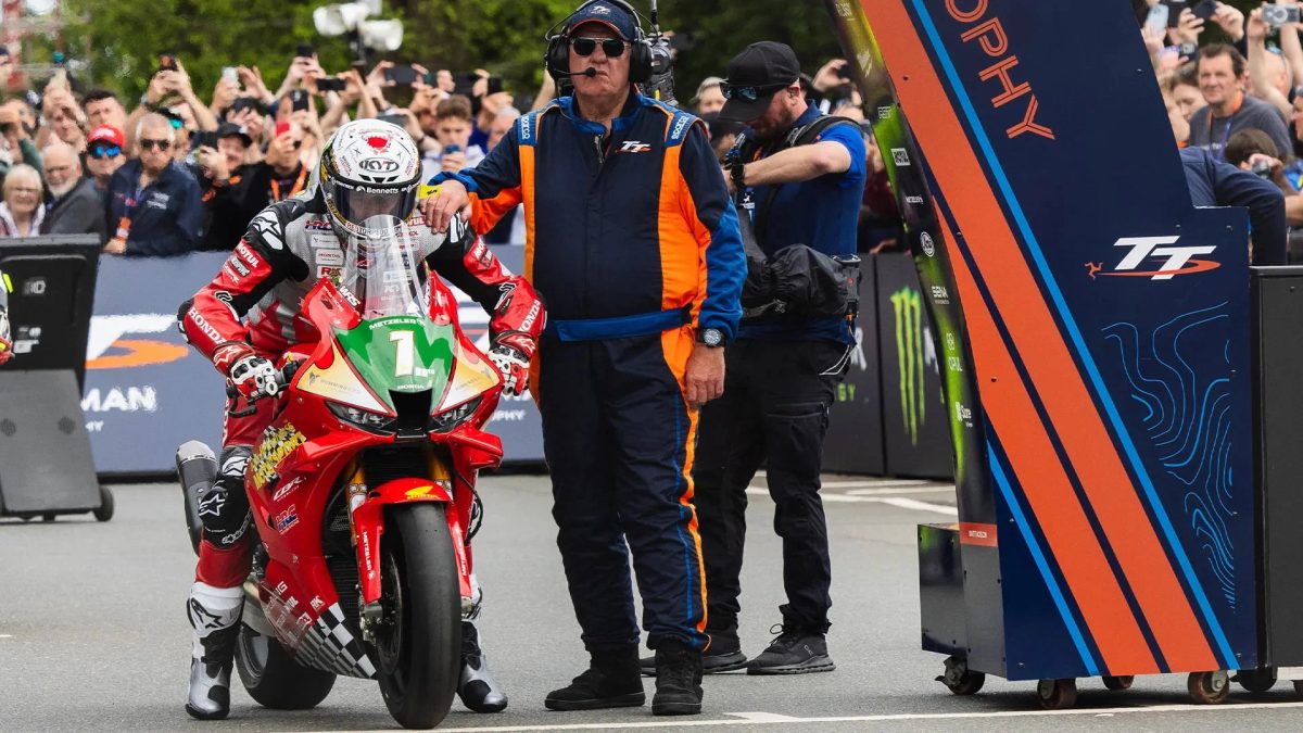 John McGuinness останется в TT и NW200 в 2027 году — фото 2