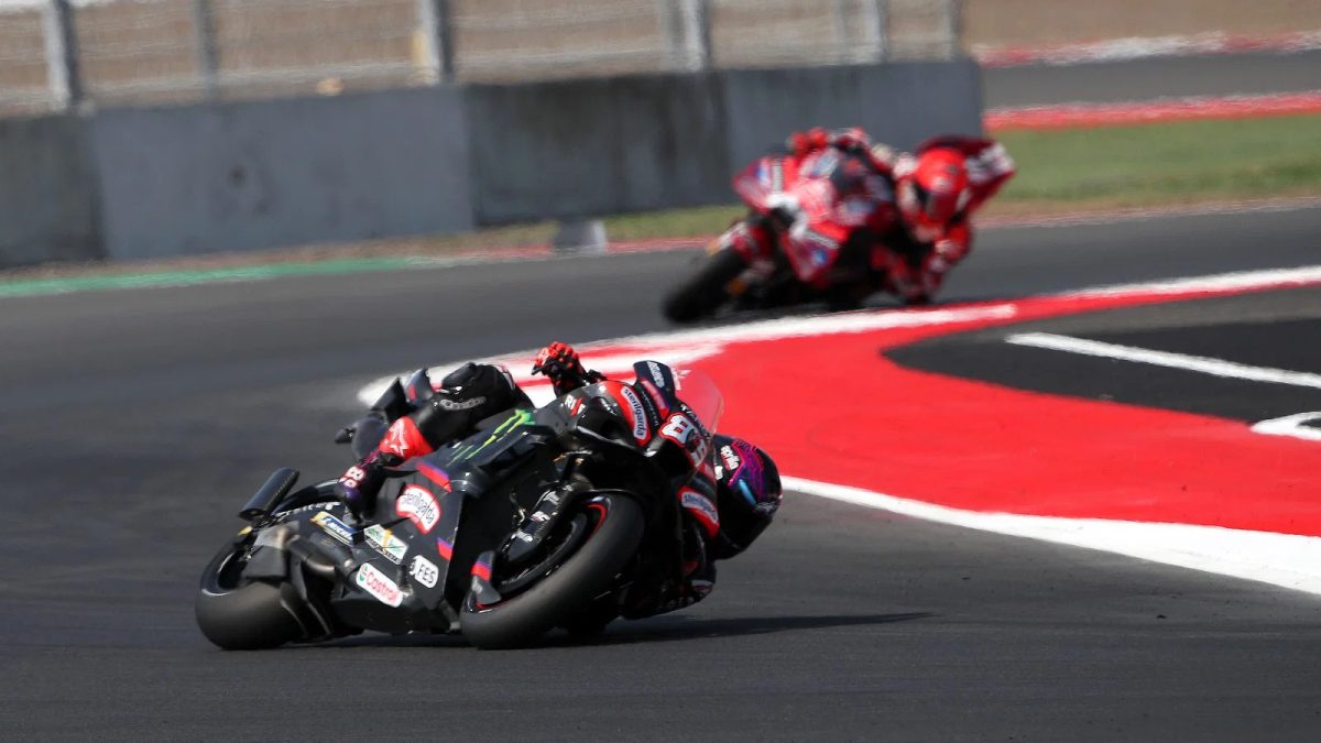 Джордж Мартин заявил, что победа в спринте MotoGP «была уже у него в руках», но «пришлось пропустить Марка Маркеса»