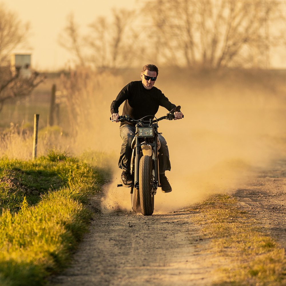 Trevor Motorcycles начала поставки DTRe Vince — фото 5