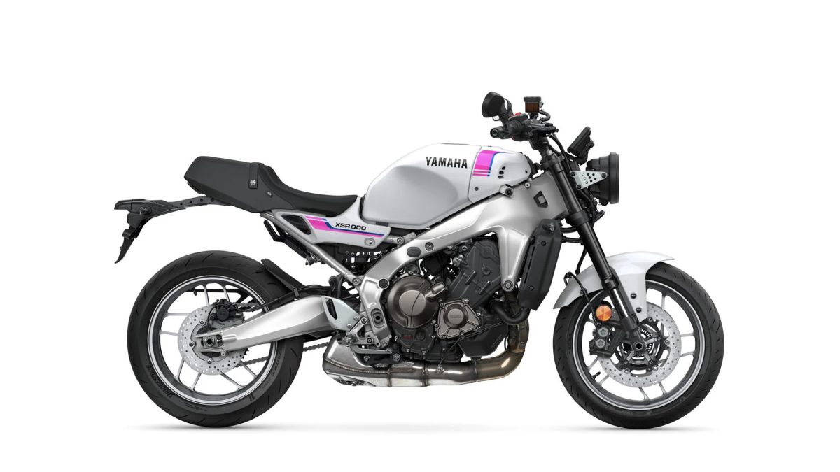 Yamaha XSR900 получила стильную расцветку Neon White