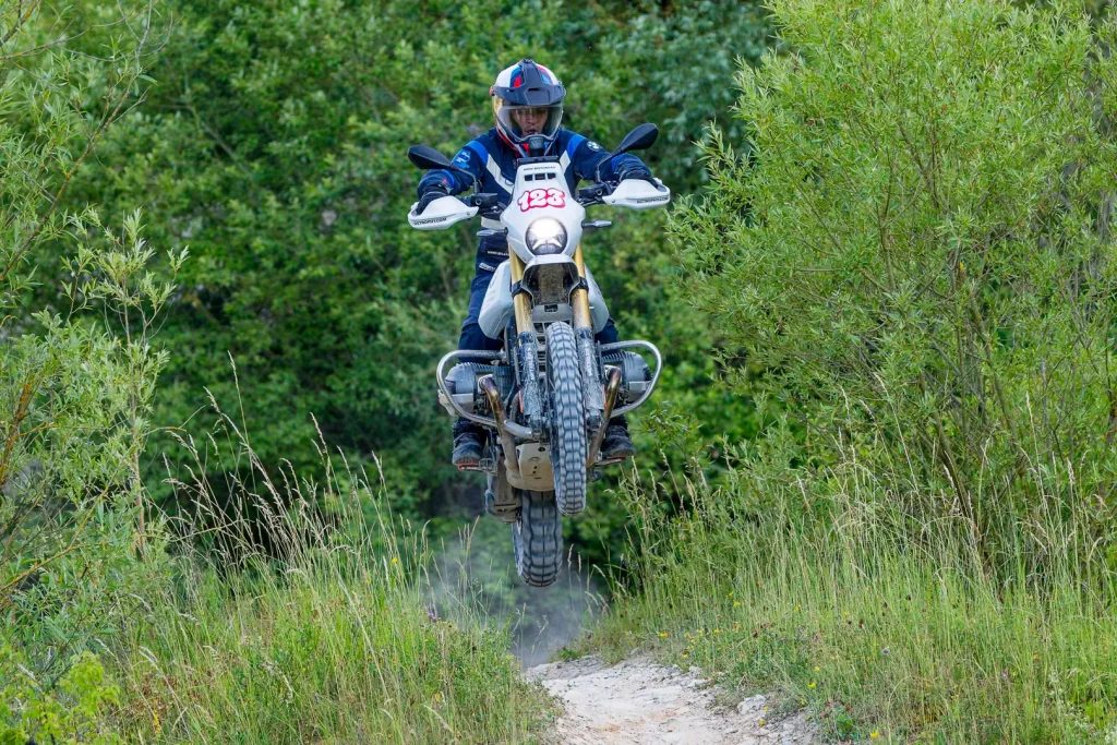 Оригинальные аксессуары BMW Motorrad