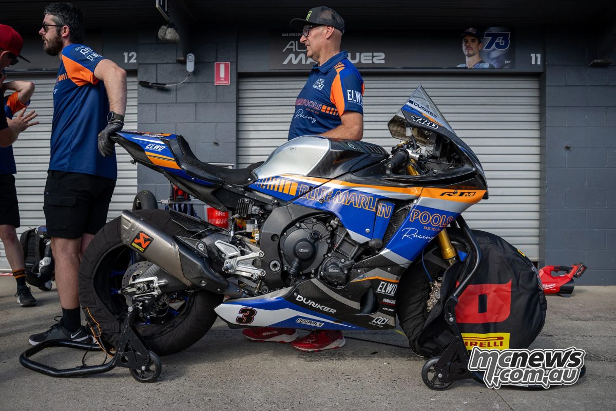 Yamaha под номером 3 Cam Dunker не хватило всего 0,011 секунды до поула. Его 1m31.405 сложился из четырех лучших секторов Q2