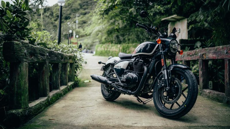 Royal Enfield откроет новый завод и увеличит выпуск на 900 тысяч мотоциклов в год