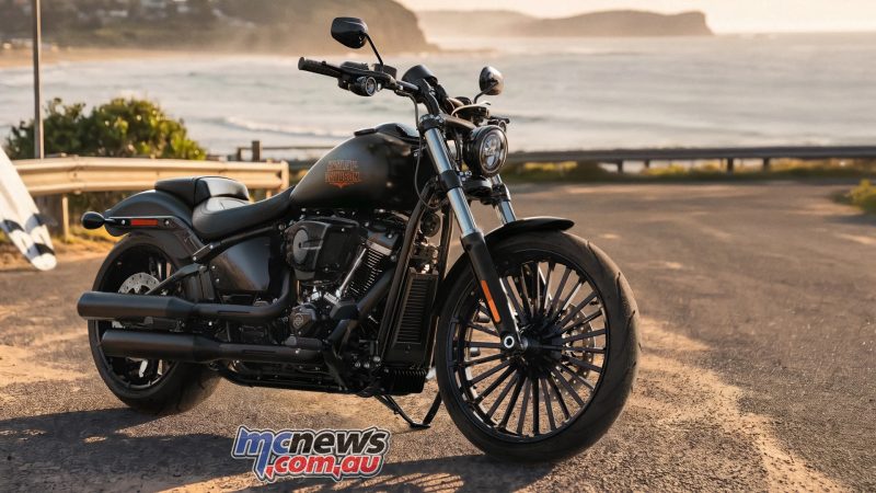 Harley-Davidson Breakout получил чёрную спецверсию