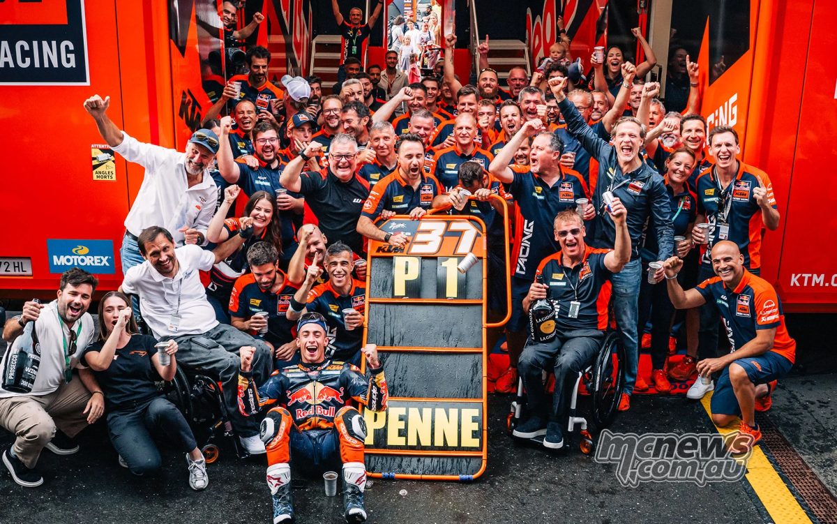 Аки Аё отметил особенный день для KTM, когда Акуста принёс победу домашнему производителю
