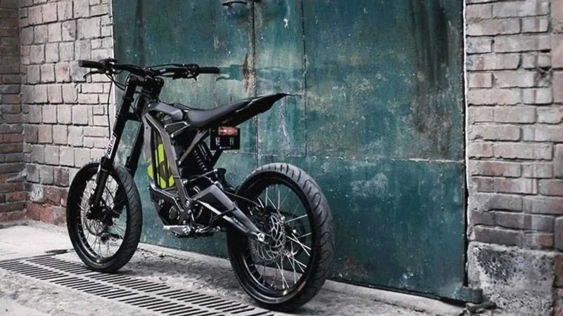 Это место провело жесткую границу между e-bike и электрическими мотоциклами