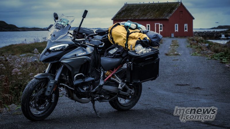 Ducati отметила приключения владельцев с помощью Multistrada V4 Voyagers 2026