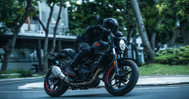 Основные особенности Guerrilla 450 APEX