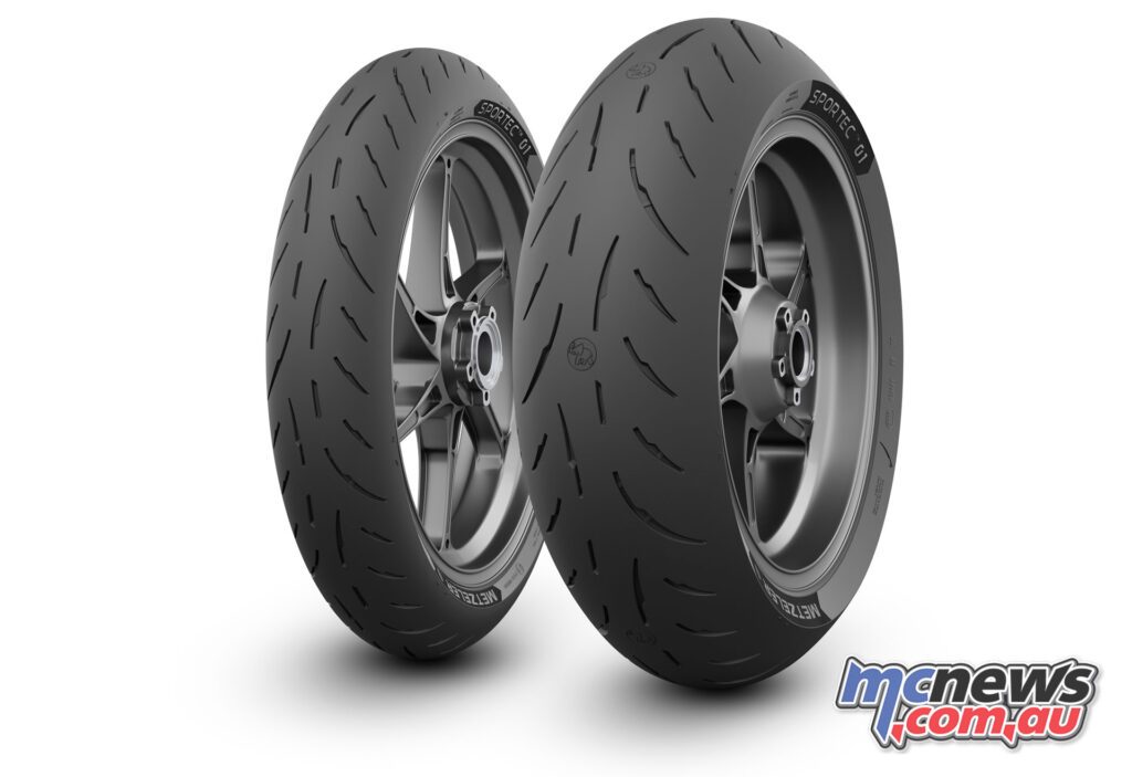Metzeler Sportec 01 использует более открытый рисунок протектора, чем RS, что делает ее более универсальной дорожной шиной.