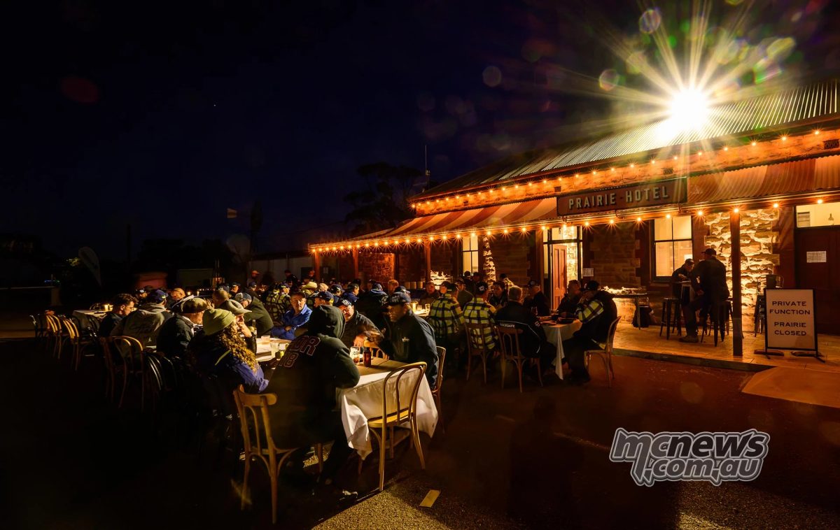 Prairie Hotel в Парачилне принимал участников Trek во время их путешествия по хребтам Флиндерс