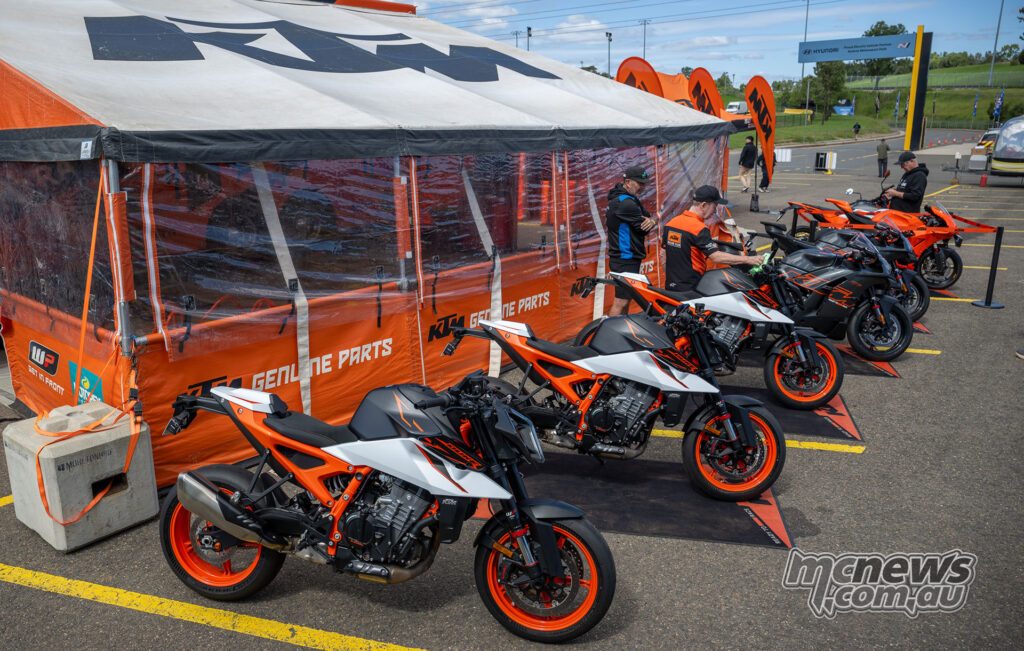 День, проведённый за рулём этих зверей на Sydney Motorsport Park? Безусловно, да…