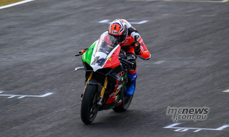 Войт — чемпион ASBK 2026: финал на Queensland Raceway