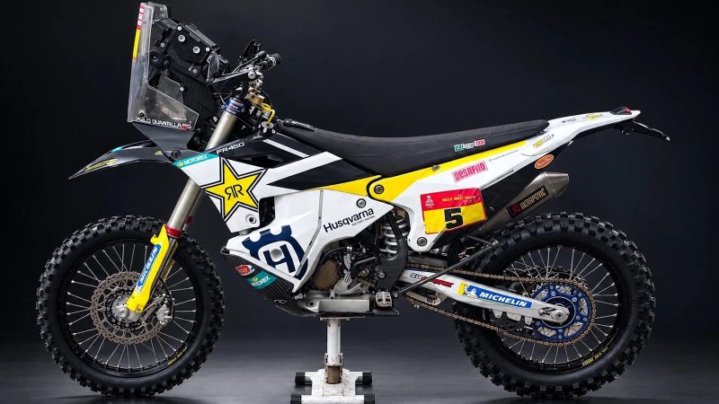 Пабло Кинтанилья разыгрывает заводской Husqvarna FR 450 Rally