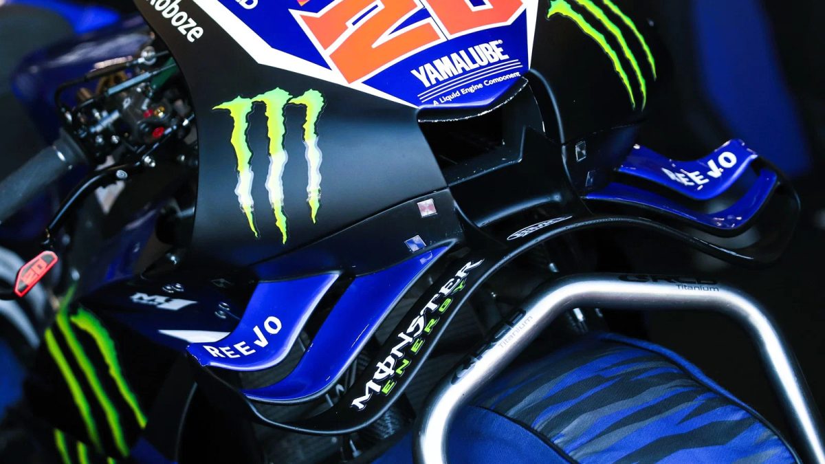 Последняя трехплоскостная версия Yamaha на 1000-кубовом V4: последнее переднее крыло Yamaha в MotoGP 2026
