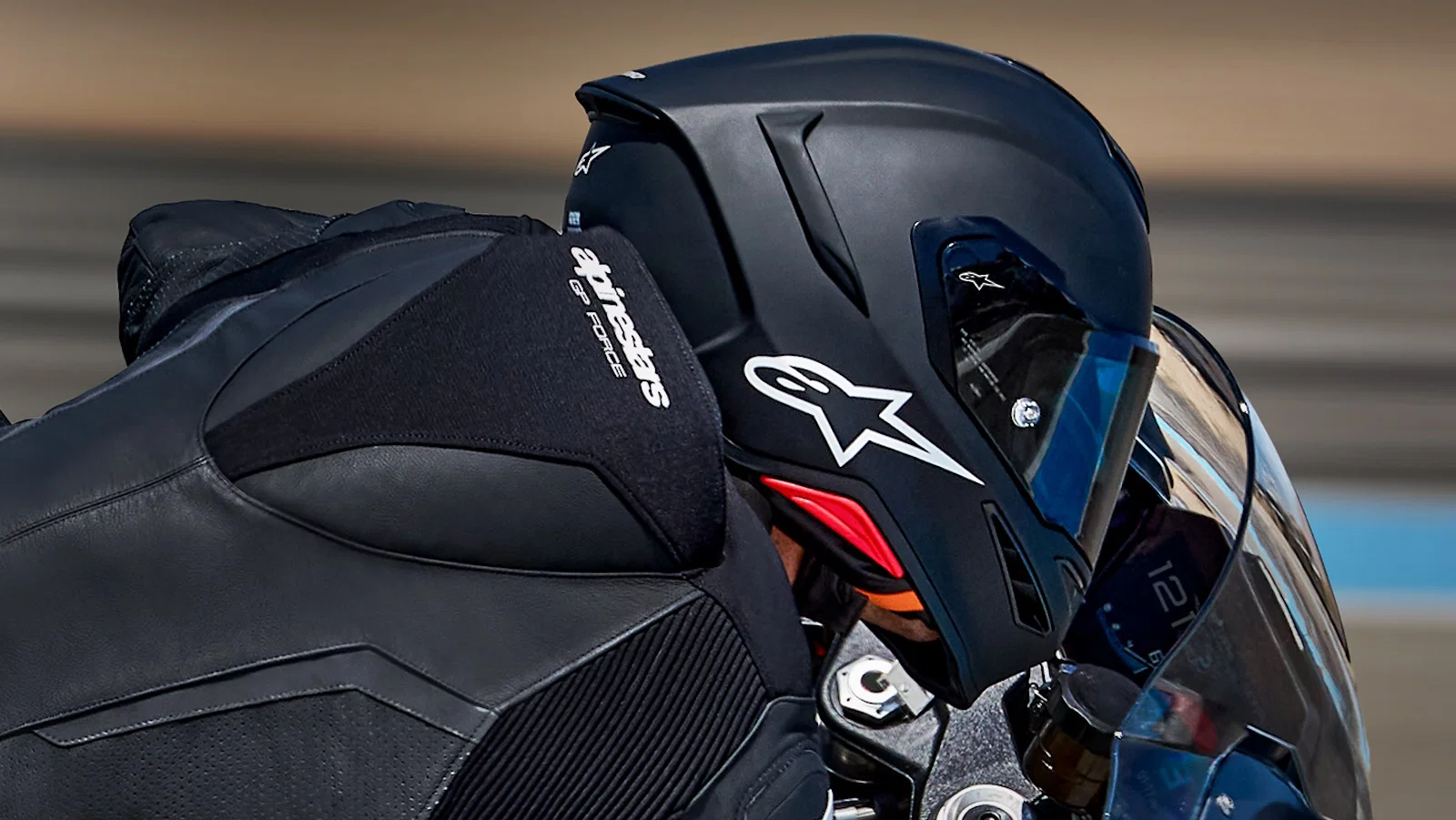 Alpinestars представила шлем Supertech R7 для дороги и трека