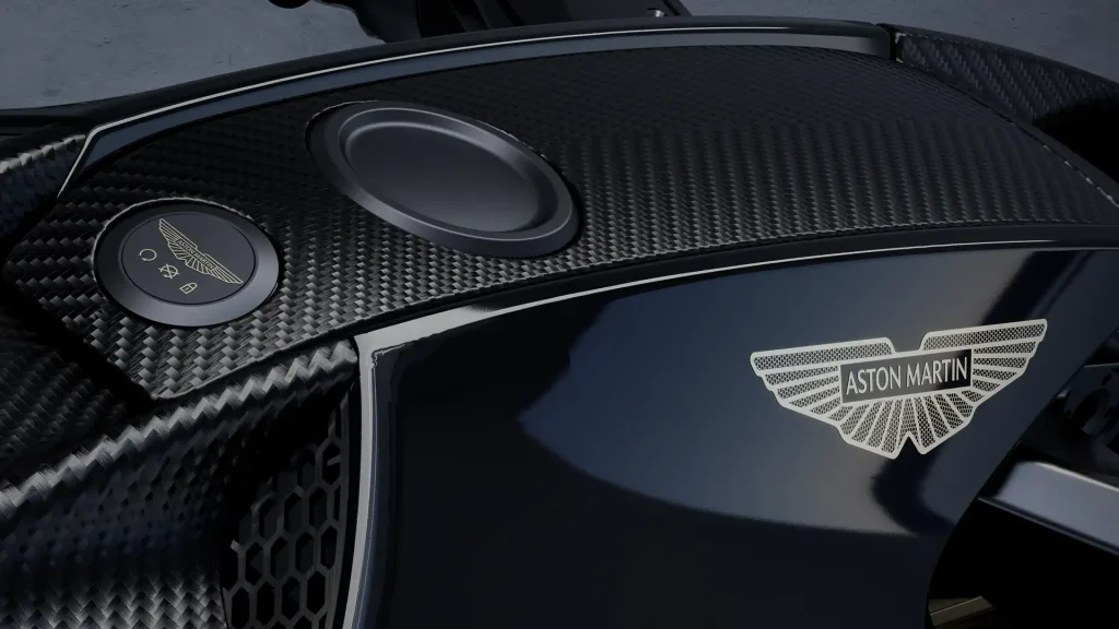 Aston Martin AMB 002 Roadster: первый дорожный мотоцикл дуэта — фото 7