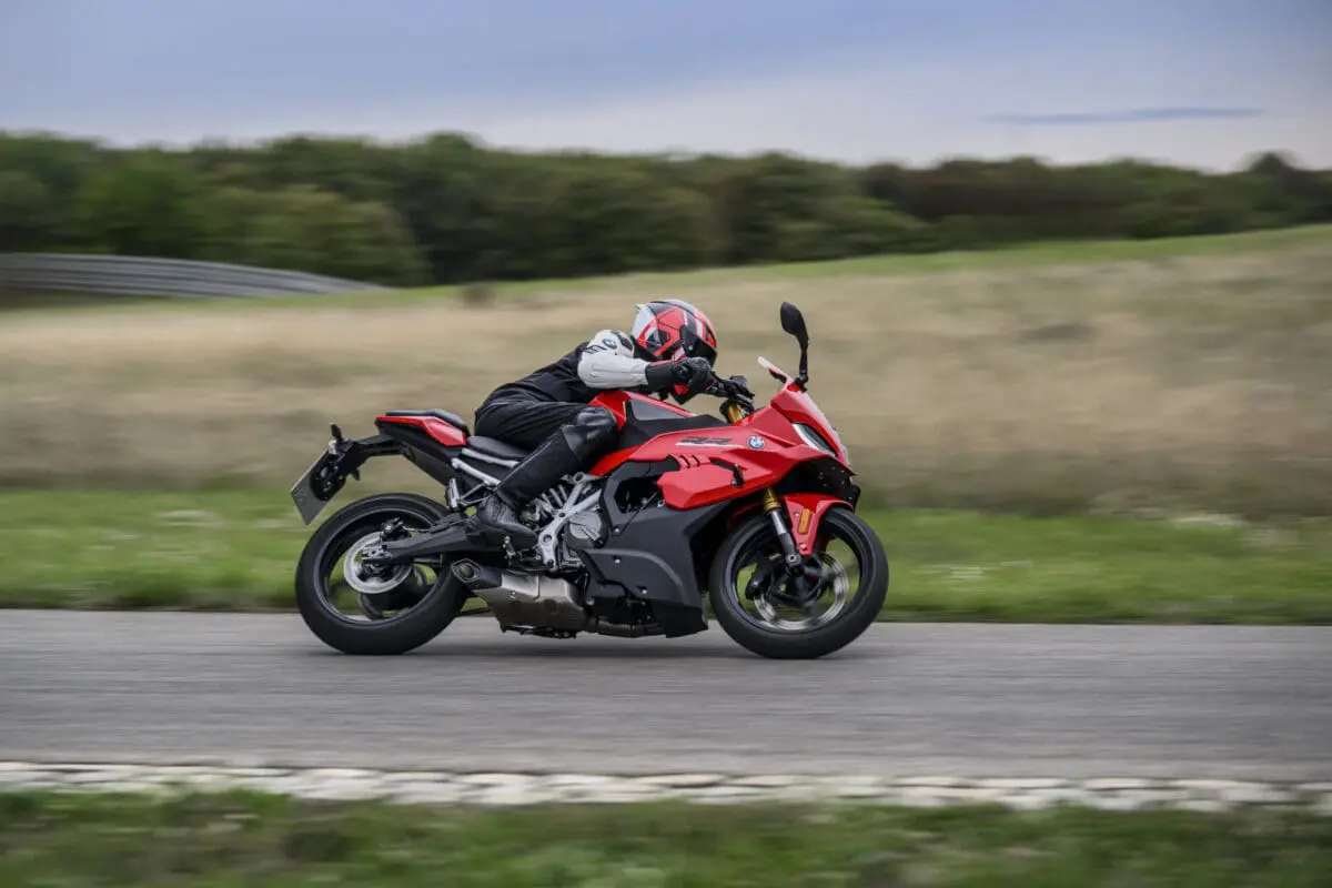 BMW F 450 RR получила спортивную версию для класса A2