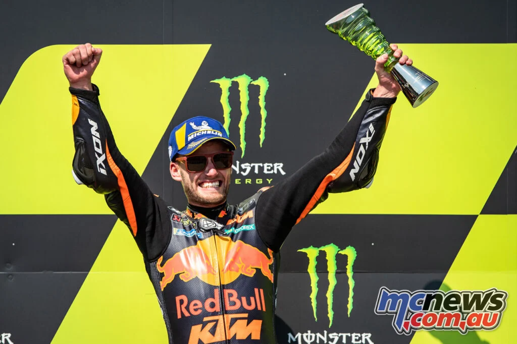 Брэд Биндер принес KTM, себе, Южной Африке и Ixon первую победу в MotoGP в Брно в 2020 году