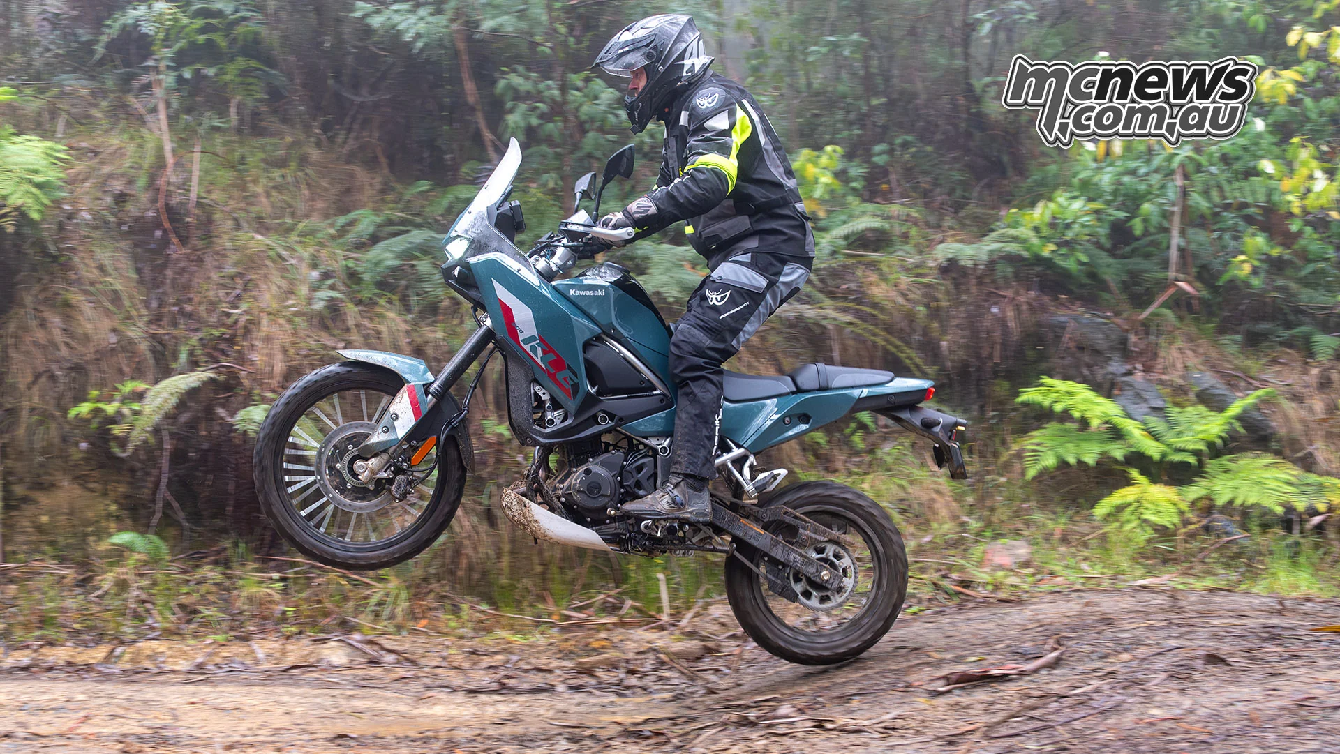 Kawasaki KLE500 SE раскрывается после доработок
