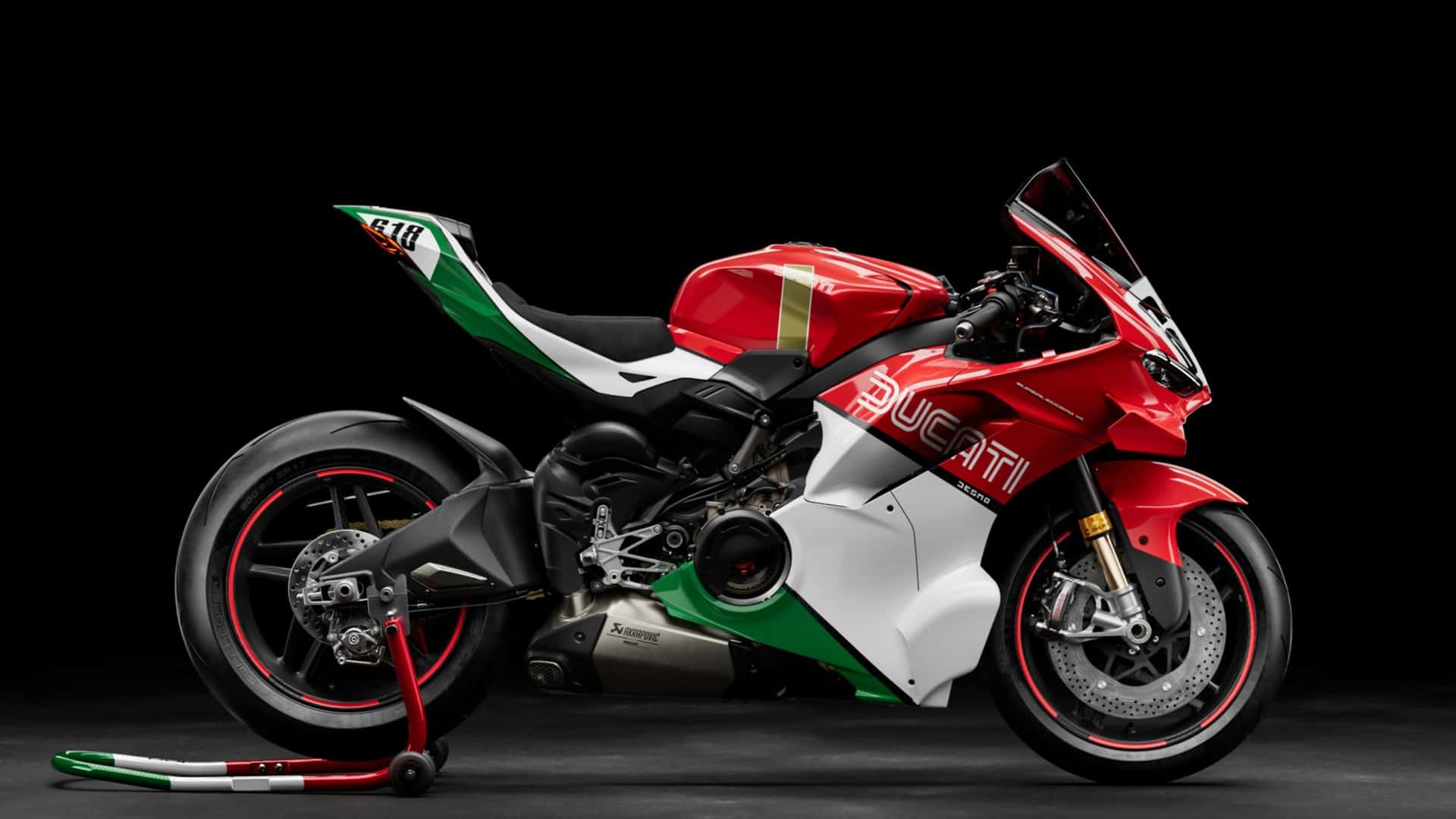 Ducati превратила свое 100-летие в 228-сильную карбоновую мечту