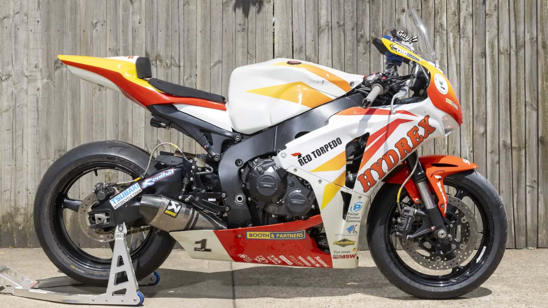 Гай Мартин так и не выиграл Isle of Man TT, но можно купить мотоцикл, который приблизил его к победе как никогда