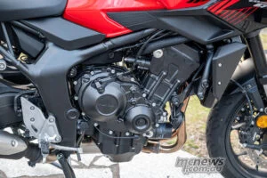 Honda CB1000GT: спорт-турер, который не разучился быть живым — фото 24