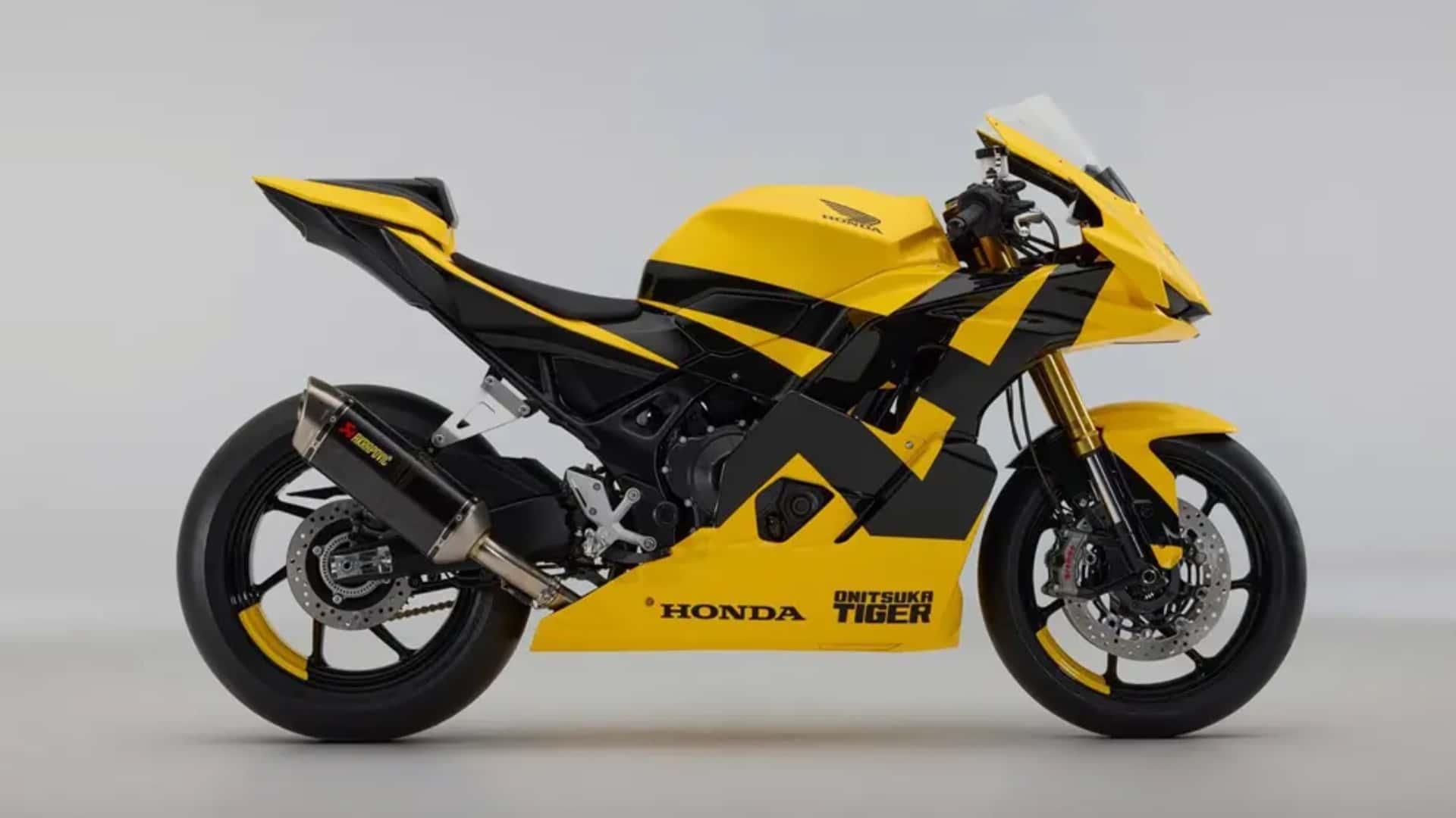 Honda показала новый спортивный концепт среднего класса в Милане