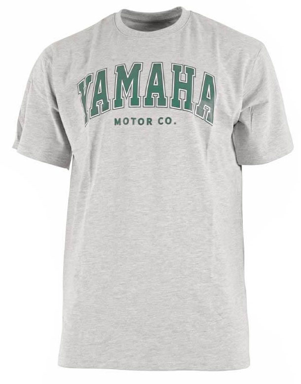 Футболка Yamaha College T-Shirt сочетает бело-меланжевую хлопковую основу с крупным зелёным принтом в университетском стиле