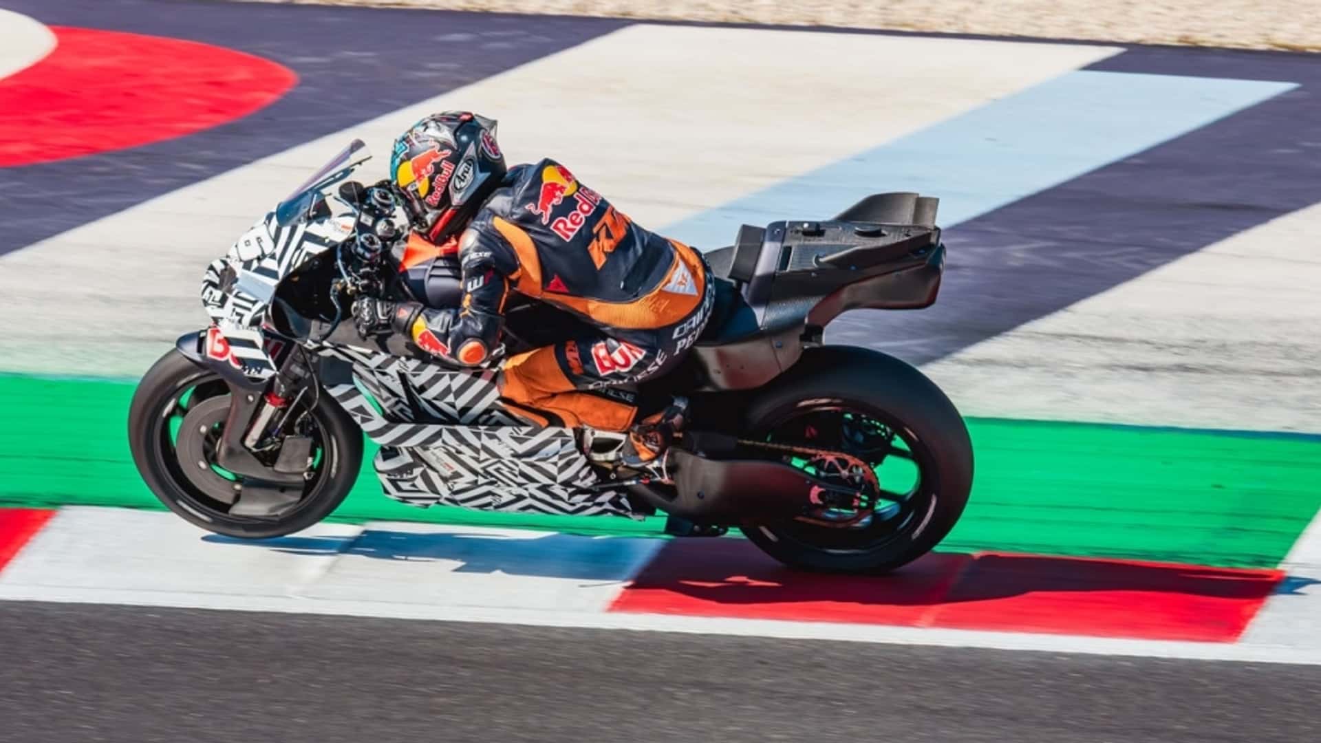 KTM подтверждает свое будущее в MotoGP. Это произошло после слухов об уходе
