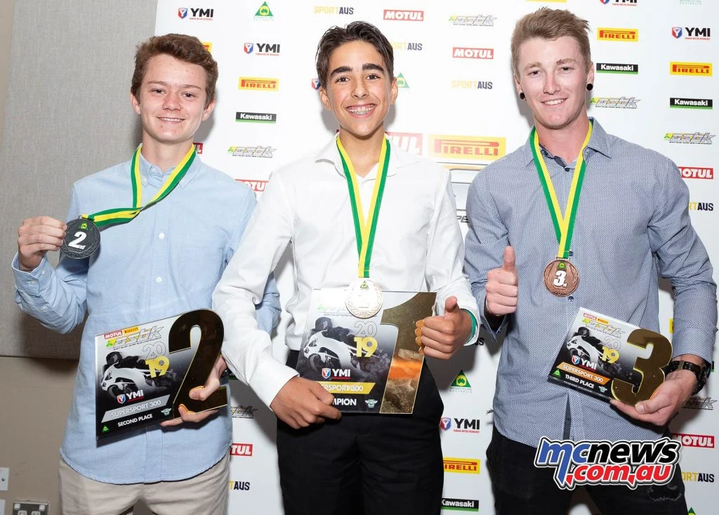 Сенна Агиус выиграл чемпионат Australian Supersport 300 в 2019 году, опередив Макса Стауффера и Хантера Форда — TBG Image