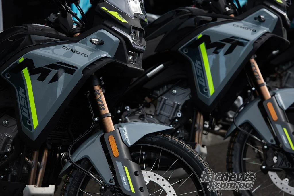 По оценке n1_motonews, CFMOTO 450MT — один из самых популярных мотоциклов в Австралии, однако его продажи не отражены в