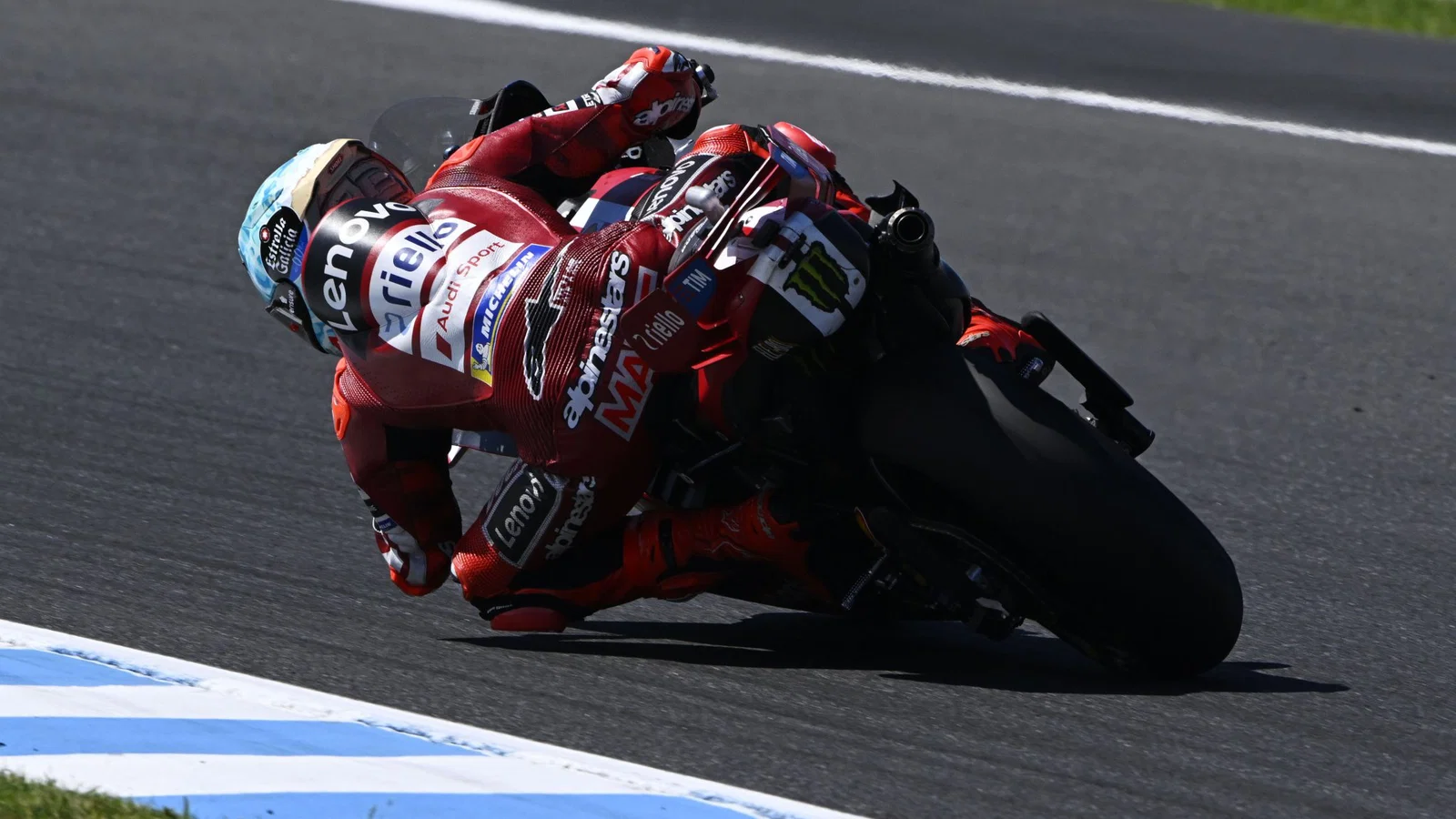 MotoGP в Австралии: Aprilia и Маркес задают темп в пятницу