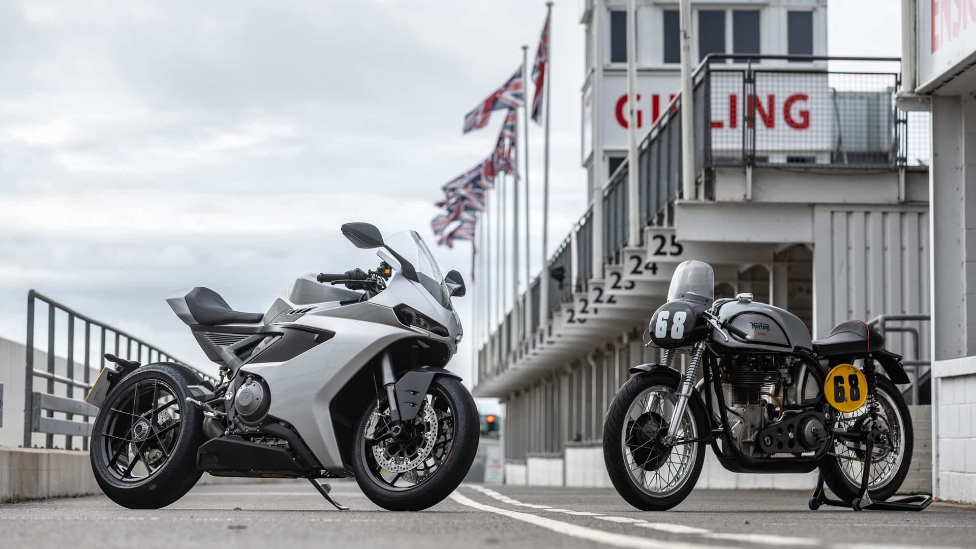 Norton привезет исторический Manx 1953 года на Goodwood Revival для участия в Barry Sheene Memorial Trophy