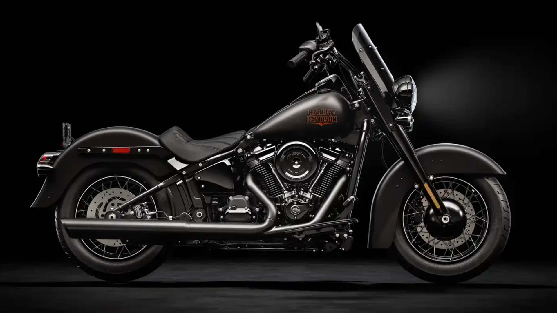 Новый мотоцикл Harley — упрощённый боббер с большим количеством технологий, чем в вашем iPhone