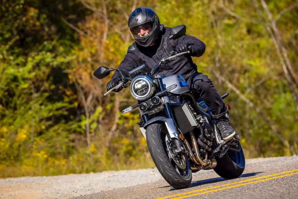 Обзор 2026 Honda CB1000F: 15 фактов о ретро-современном нейкеде — фото 3