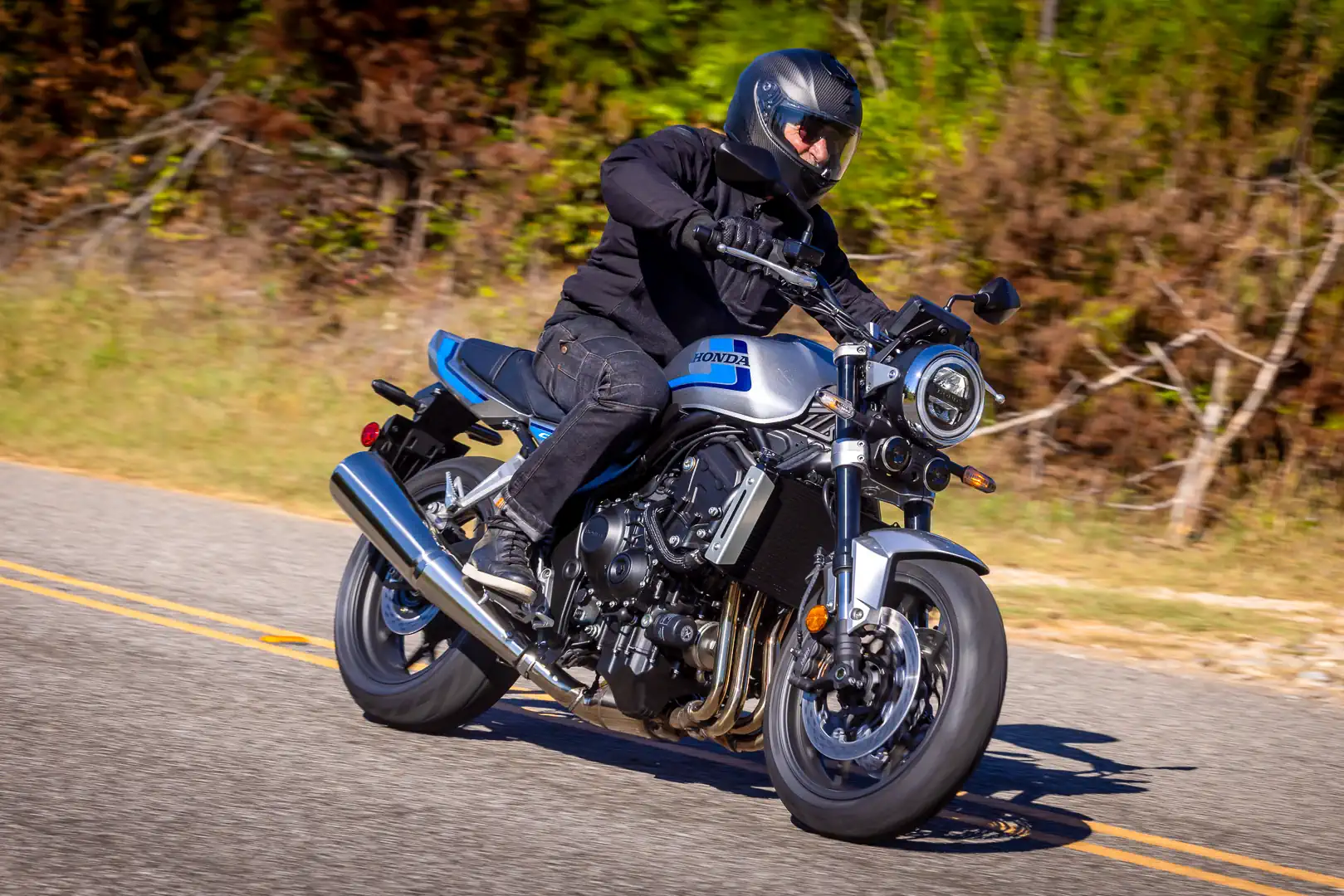Обзор 2026 Honda CB1000F: 15 фактов о ретро-современном нейкеде