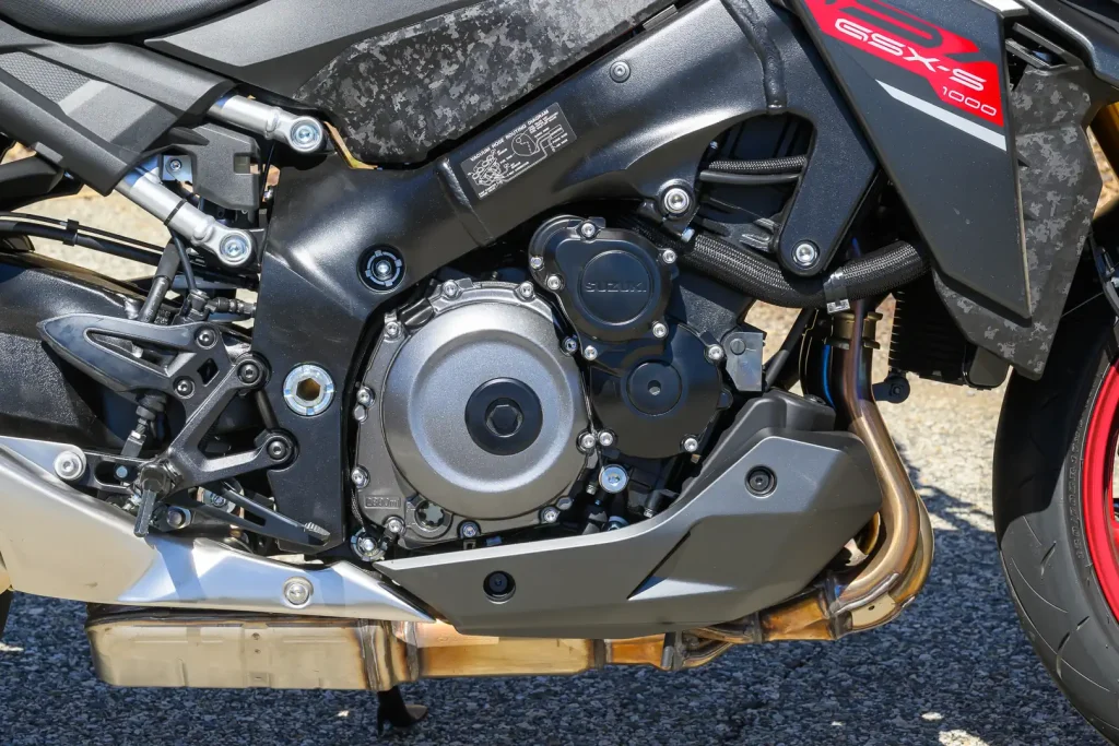 Обзор Suzuki GSX-S1000 2026 года: 11 быстрых фактов за $11,989 — фото 3
