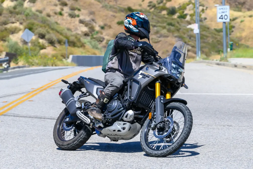 Обзор Yamaha Ténéré 700 2026 года для города: приключения в урбанистическом ритме