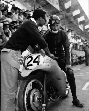 Moto Guzzi открыла обновлённый дом в Манделло — фото 33