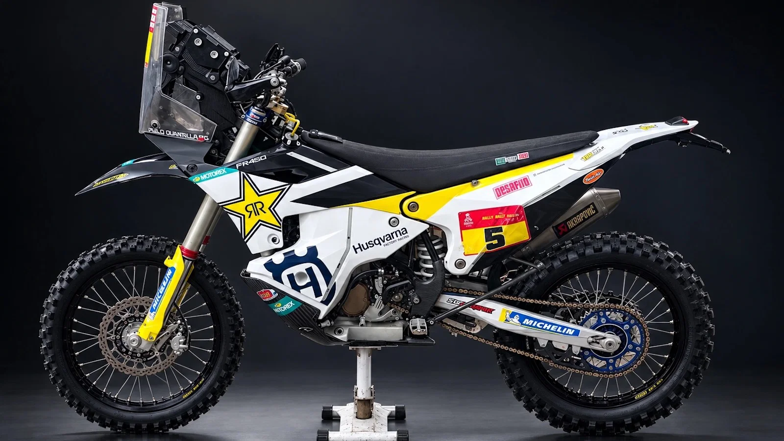 Пабло Кинтанилья разыгрывает заводской Husqvarna FR 450 Rally