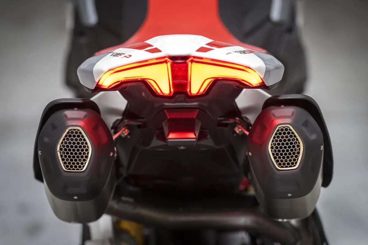 Первый тест: Ducati Hypermotard V2 — фото 4