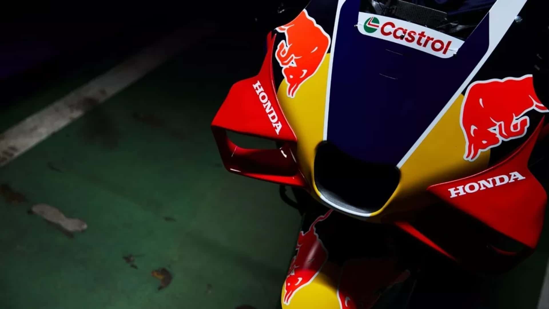 Red Bull возвращается на мотоциклы Honda в MotoGP. Что это значит для KTM Tech3?
