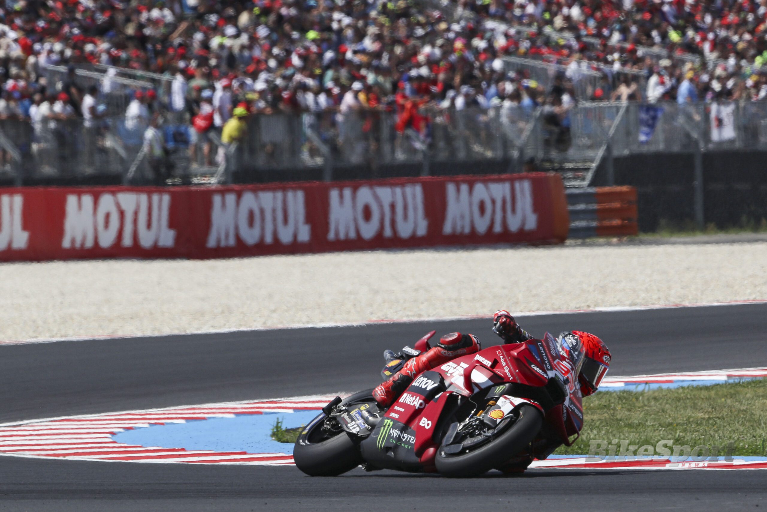 Результаты Гран-при Венгрии MotoGP 2026, воскресенье: разминка