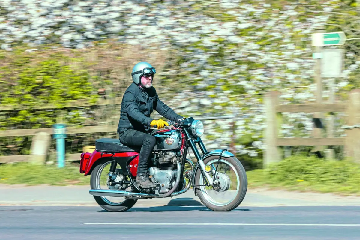 Royal Enfield Constellation: Когда звезды сходятся...
