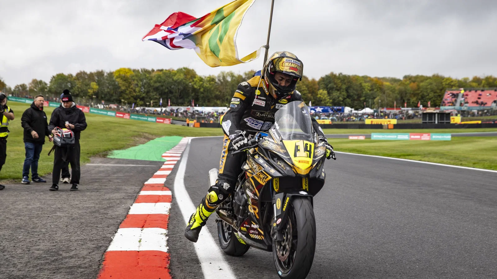 Suzuki GSX-8R снова выиграл титул в Британии