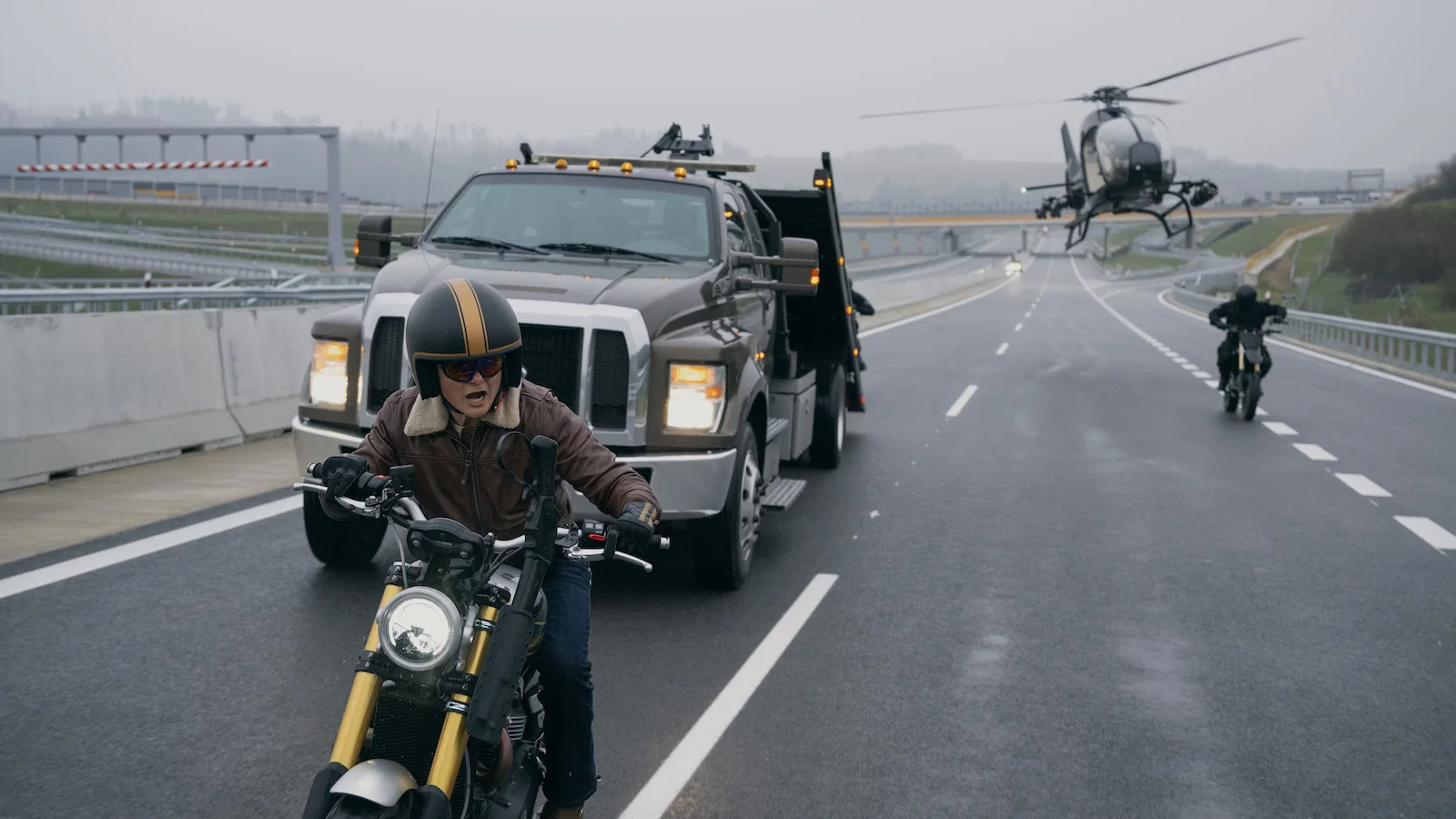 Triumph Scrambler 1200 XE появился в фильме Matchbox The Movie