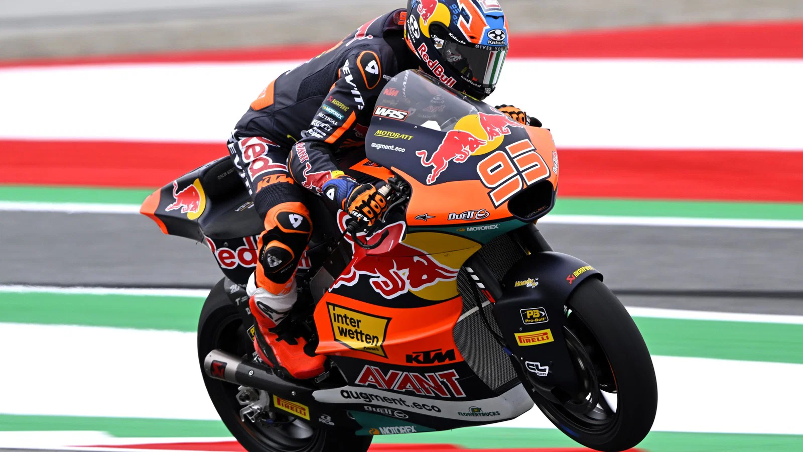 Вейер продлил контракт с KTM и метит в MotoGP