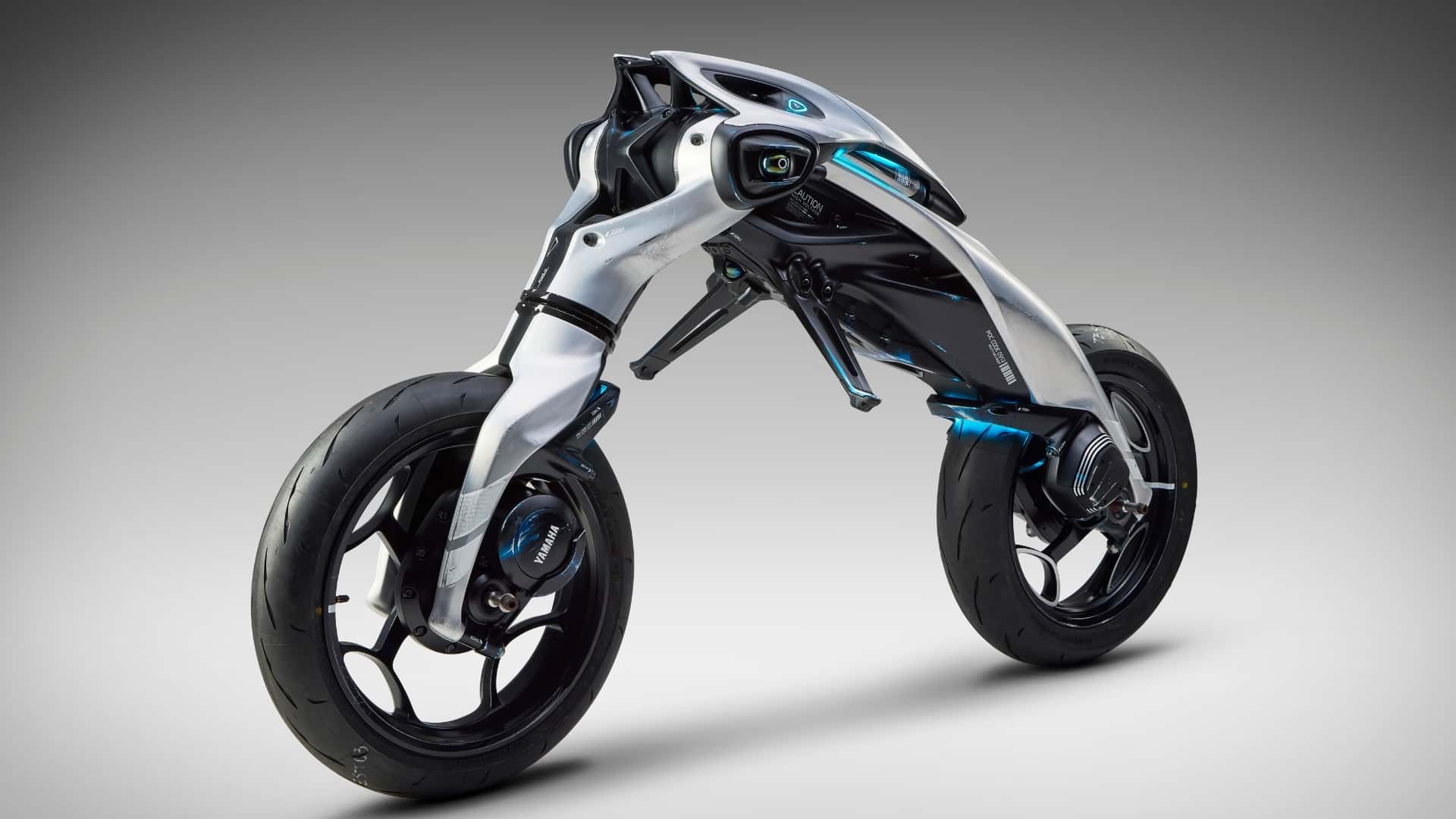 Yamaha получила дизайнерскую награду за необычный самобалансирующийся робот-мотоцикл