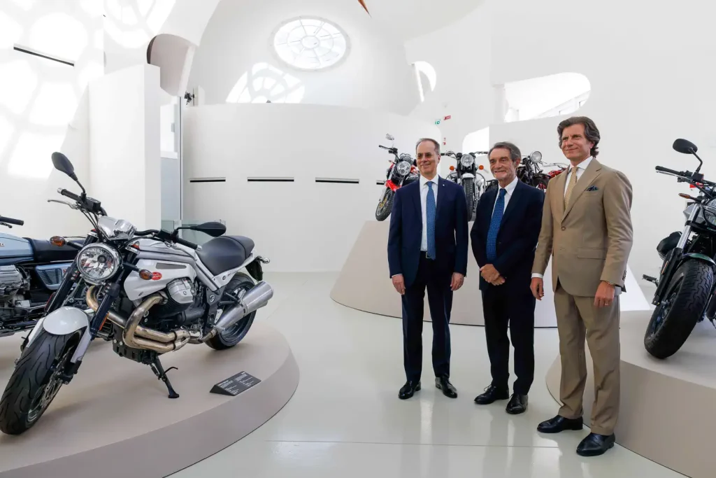 Завод и музей Moto Guzzi открылись в Манделло: 32 фото — фото 5