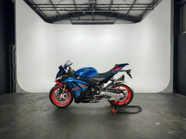 Aprilia RSV4 1100